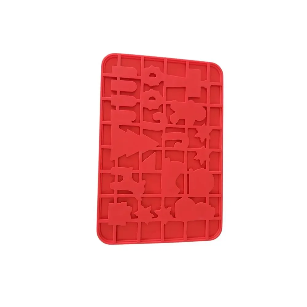 Pampered Chef Silicone Candy / Fondant Mold Christmas Holiday gingerbread house